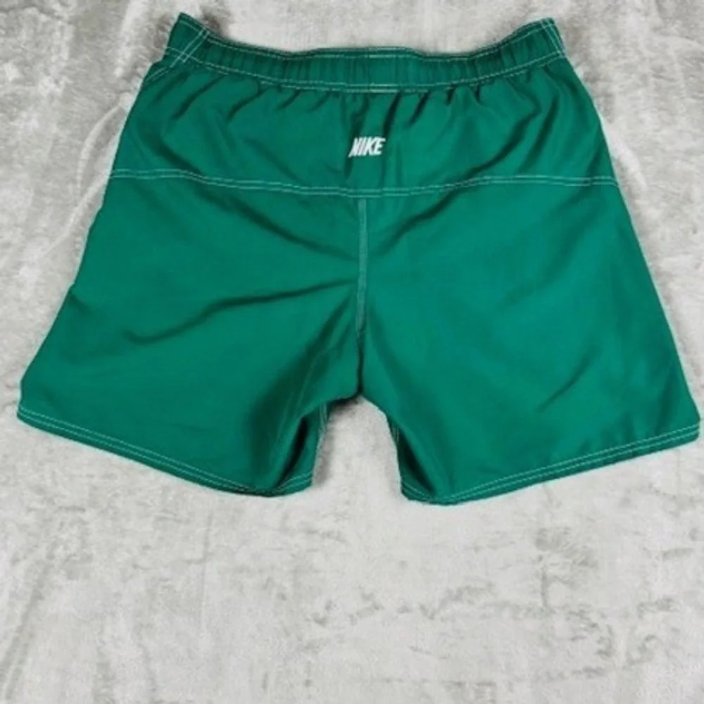 Nike Swim Trunks Mens M Green‎ Board Shorts Mesh Lined Contrast Stitching Sporty